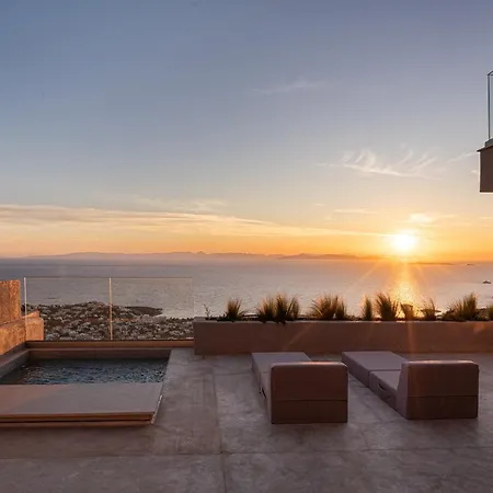 Aparthotel Hills Saronida