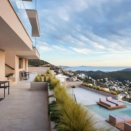 Hills Aparthotel Saronida
